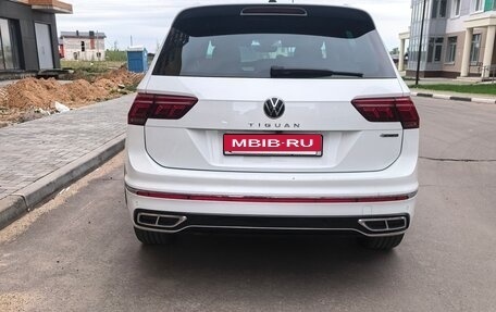 Volkswagen Tiguan II, 2021 год, 3 400 000 рублей, 5 фотография
