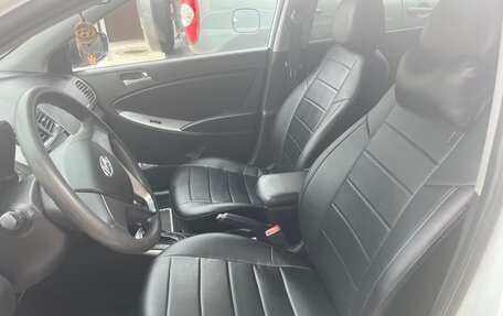 Hyundai Solaris II рестайлинг, 2015 год, 1 020 000 рублей, 8 фотография