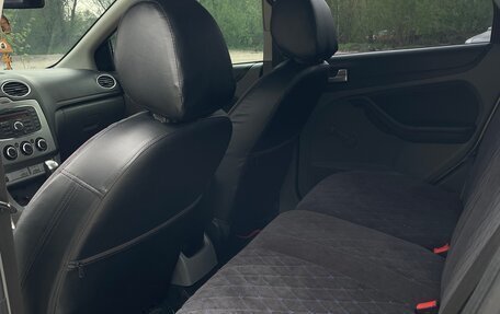 Ford Focus II рестайлинг, 2011 год, 750 000 рублей, 6 фотография