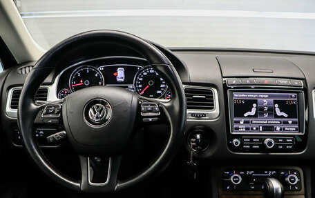 Volkswagen Touareg III, 2016 год, 2 749 000 рублей, 9 фотография
