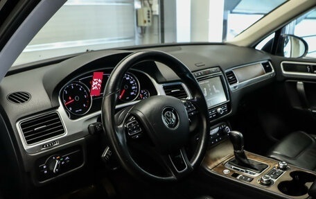 Volkswagen Touareg III, 2016 год, 2 749 000 рублей, 8 фотография