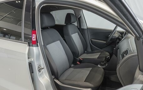 Volkswagen Polo VI (EU Market), 2013 год, 850 000 рублей, 8 фотография