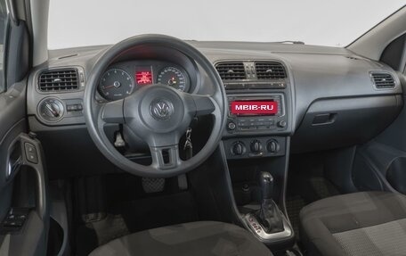 Volkswagen Polo VI (EU Market), 2013 год, 850 000 рублей, 6 фотография