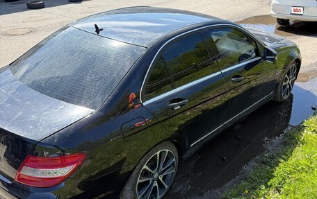Mercedes-Benz C-Класс, 2010 год, 700 000 рублей, 5 фотография
