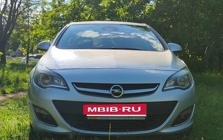 Opel Astra J, 2013 год, 850 000 рублей, 3 фотография