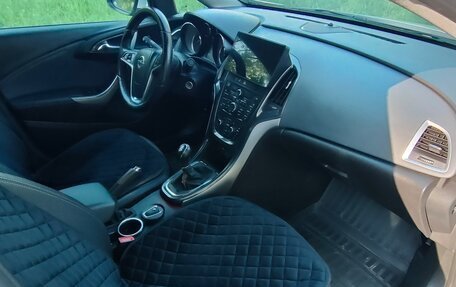 Opel Astra J, 2013 год, 850 000 рублей, 8 фотография