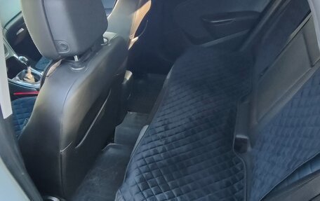 Opel Astra J, 2013 год, 850 000 рублей, 10 фотография
