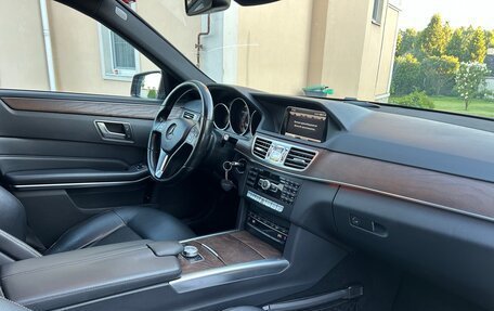 Mercedes-Benz E-Класс, 2014 год, 2 200 000 рублей, 14 фотография
