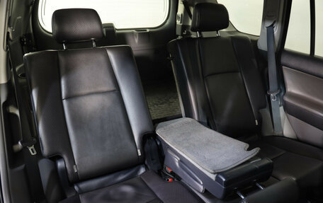 Toyota Land Cruiser Prado 150 рестайлинг 2, 2012 год, 2 499 000 рублей, 28 фотография
