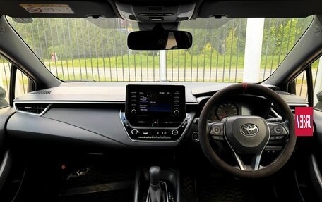 Toyota Corolla, 2021 год, 1 599 000 рублей, 10 фотография