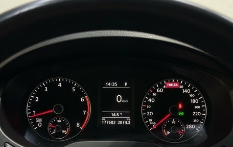 Volkswagen Jetta VI, 2013 год, 910 000 рублей, 14 фотография