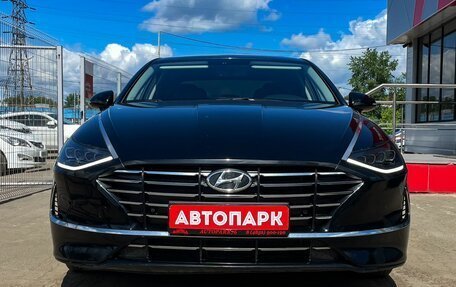 Hyundai Sonata VIII, 2019 год, 2 349 000 рублей, 2 фотография