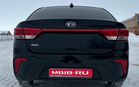KIA Rio IV, 2018 год, 1 325 000 рублей, 4 фотография