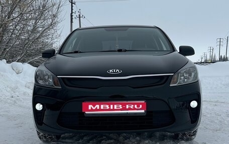 KIA Rio IV, 2018 год, 1 325 000 рублей, 8 фотография