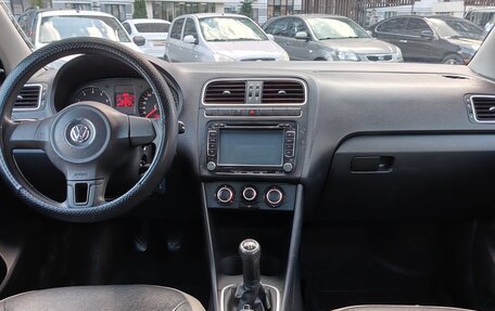 Volkswagen Polo VI (EU Market), 2011 год, 550 000 рублей, 17 фотография