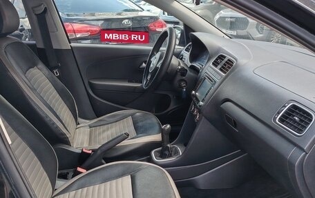 Volkswagen Polo VI (EU Market), 2011 год, 550 000 рублей, 15 фотография