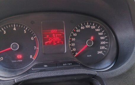 Volkswagen Polo VI (EU Market), 2011 год, 550 000 рублей, 20 фотография