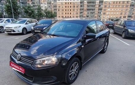 Volkswagen Polo VI (EU Market), 2011 год, 550 000 рублей, 24 фотография