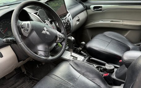 Mitsubishi Pajero Sport II рестайлинг, 2012 год, 1 600 000 рублей, 11 фотография