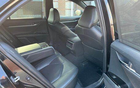 Toyota Camry, 2018 год, 8 фотография