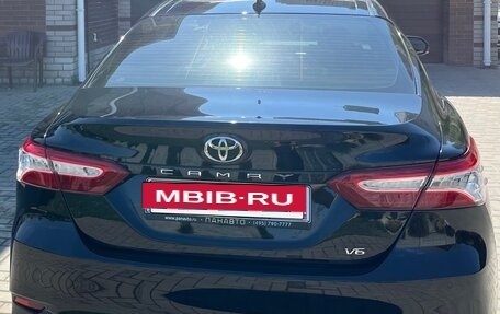 Toyota Camry, 2018 год, 2 фотография