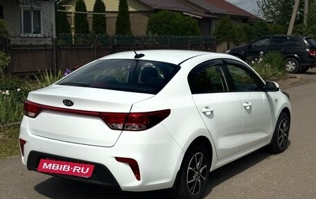 KIA Rio IV, 2017 год, 1 325 000 рублей, 9 фотография