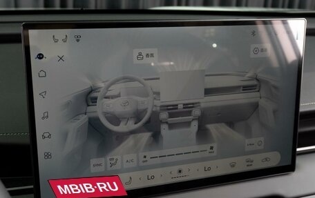 Toyota RAV4, 2026 год, 4 305 000 рублей, 13 фотография