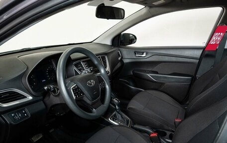 Hyundai Solaris II рестайлинг, 2022 год, 1 744 000 рублей, 5 фотография