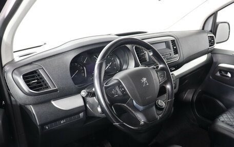 Peugeot Traveller I, 2019 год, 2 550 000 рублей, 8 фотография