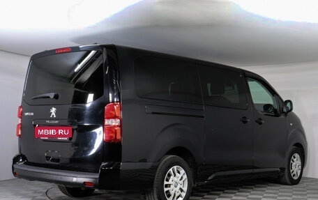 Peugeot Traveller I, 2019 год, 2 550 000 рублей, 5 фотография