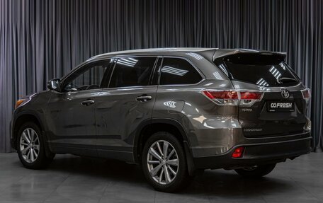 Toyota Highlander III, 2014 год, 2 999 000 рублей, 2 фотография
