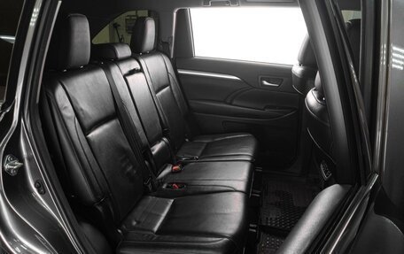 Toyota Highlander III, 2014 год, 2 999 000 рублей, 7 фотография