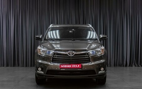 Toyota Highlander III, 2014 год, 2 999 000 рублей, 3 фотография