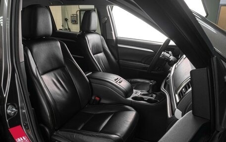 Toyota Highlander III, 2014 год, 2 999 000 рублей, 8 фотография