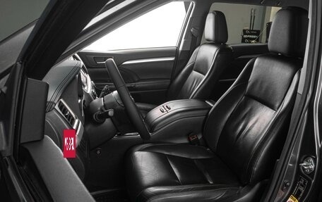 Toyota Highlander III, 2014 год, 2 999 000 рублей, 11 фотография