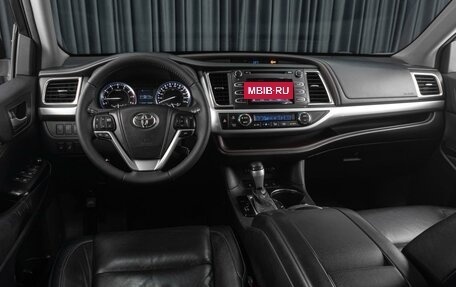 Toyota Highlander III, 2014 год, 2 999 000 рублей, 6 фотография