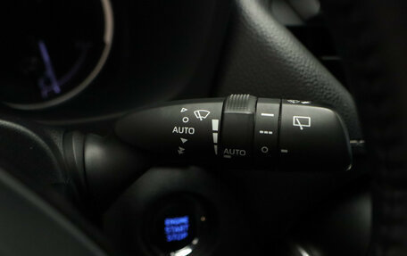Toyota RAV4, 2021 год, 3 060 000 рублей, 11 фотография