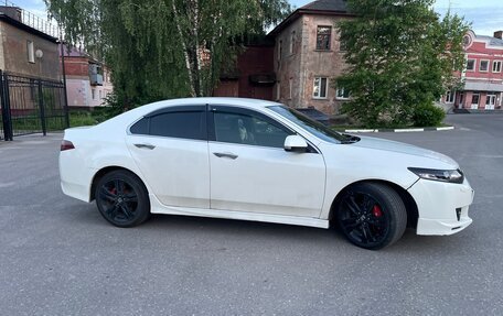 Honda Accord VIII рестайлинг, 2010 год, 1 300 000 рублей, 2 фотография