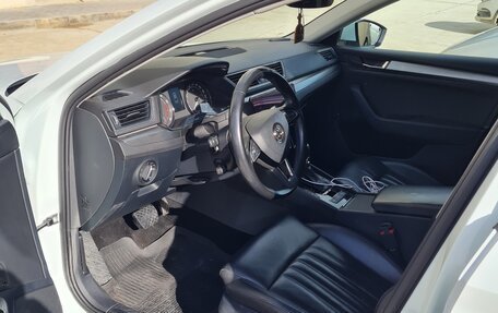 Skoda Superb III рестайлинг, 2018 год, 2 156 000 рублей, 2 фотография