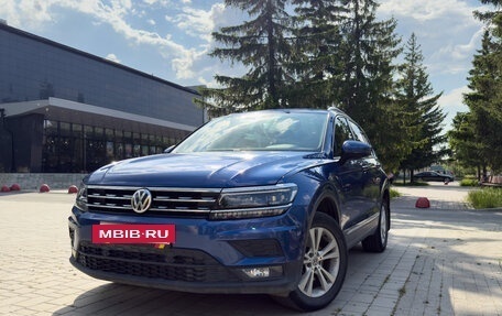 Volkswagen Tiguan II, 2018 год, 2 550 000 рублей, 2 фотография