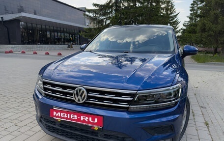 Volkswagen Tiguan II, 2018 год, 2 550 000 рублей, 8 фотография