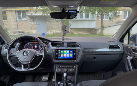 Volkswagen Tiguan II, 2018 год, 2 550 000 рублей, 13 фотография