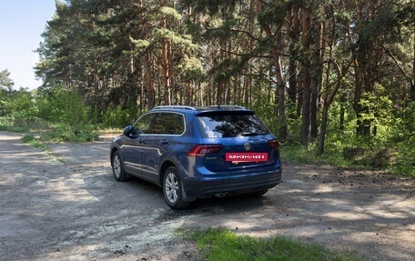 Volkswagen Tiguan II, 2018 год, 2 550 000 рублей, 10 фотография