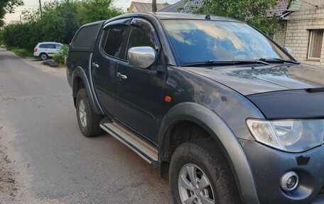 Mitsubishi L200 IV рестайлинг, 2008 год, 910 000 рублей, 3 фотография