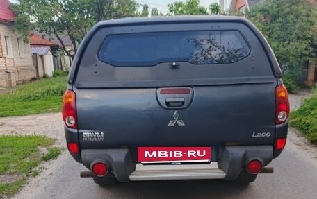Mitsubishi L200 IV рестайлинг, 2008 год, 910 000 рублей, 6 фотография