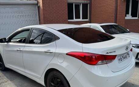 Hyundai Avante, 2012 год, 688 000 рублей, 4 фотография