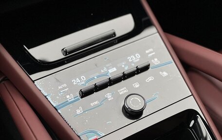 Porsche Cayenne III, 2025 год, 21 990 000 рублей, 28 фотография