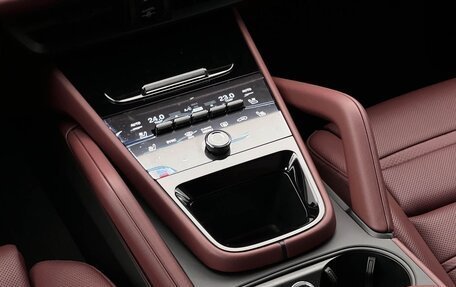 Porsche Cayenne III, 2025 год, 21 990 000 рублей, 27 фотография