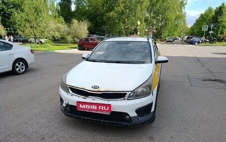 KIA Rio IV, 2019 год, 690 000 рублей, 1 фотография