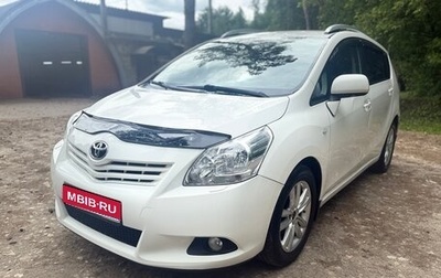 Toyota Verso I, 2011 год, 1 000 000 рублей, 1 фотография